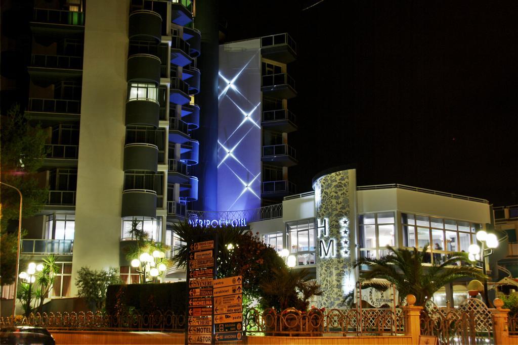 Hotel Meripol Альба-Адриатика Экстерьер фото